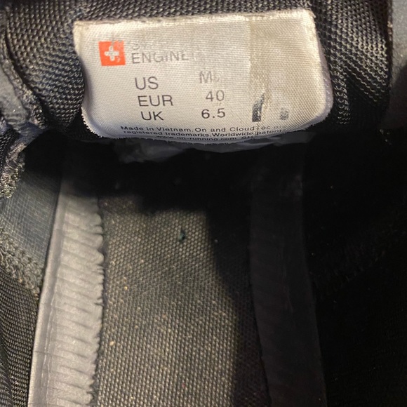 on cloud - Picture 5 of 7